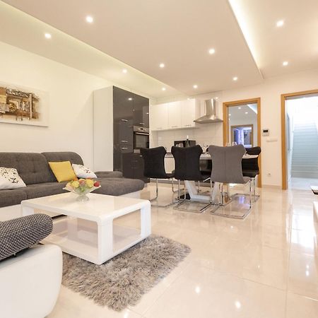 Luxury Apartment Aria Trogir Bagian luar foto