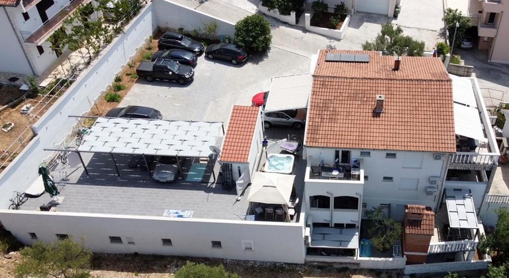Luxury Apartment Aria Trogir Bagian luar foto