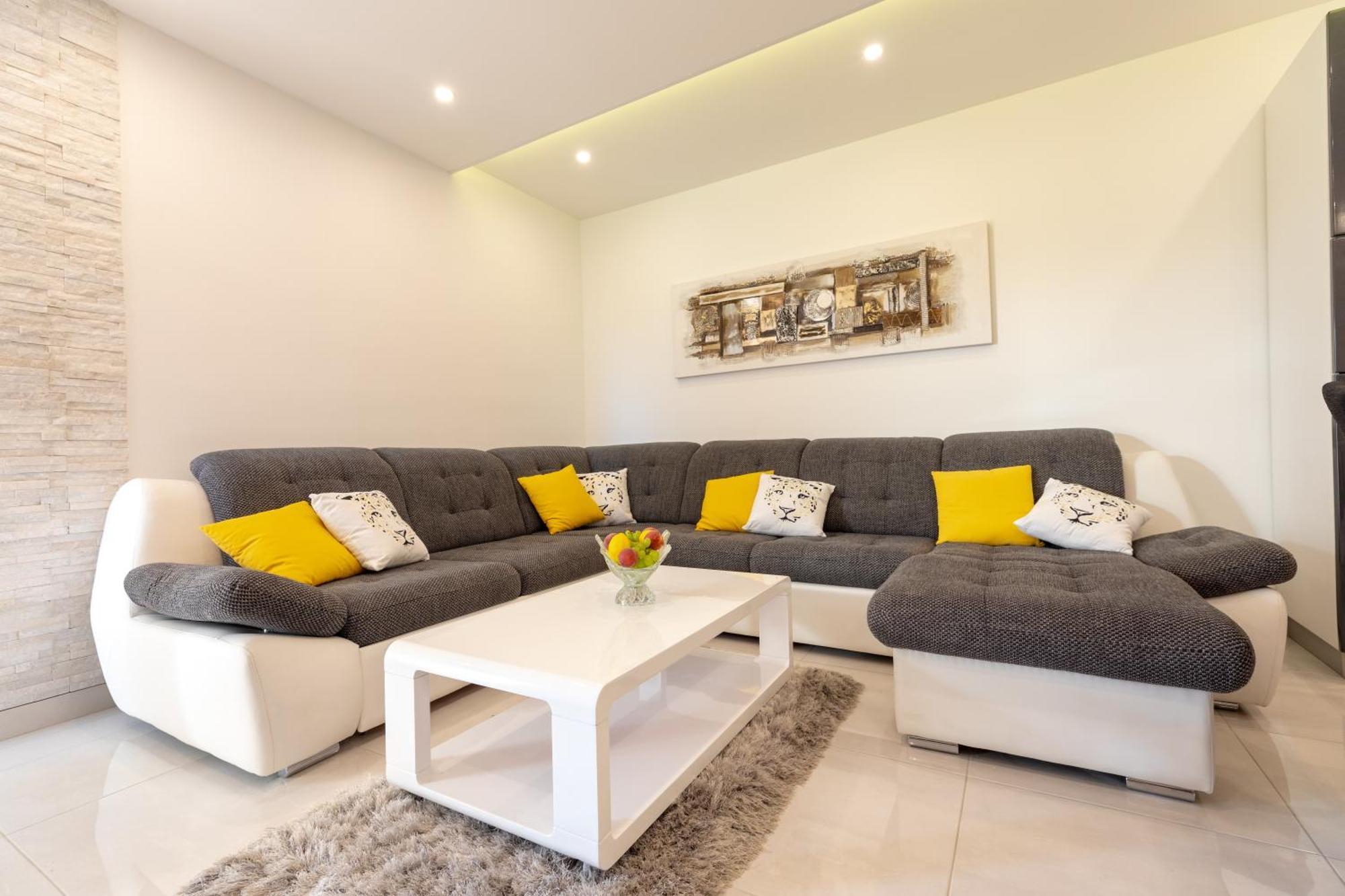 Luxury Apartment Aria Trogir Bagian luar foto