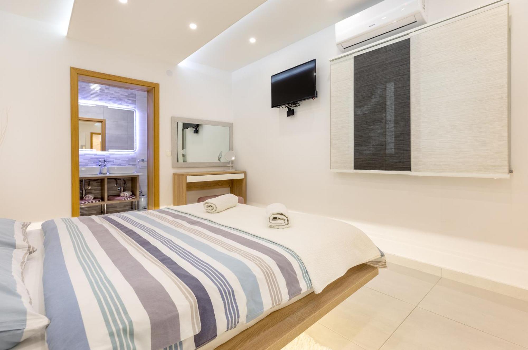 Luxury Apartment Aria Trogir Bagian luar foto